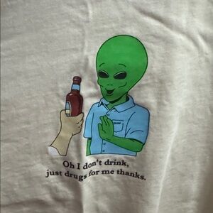 Rip n Dip alien Tee. Men’s M. Never worn. Sadly too big for me :(. Perfect.